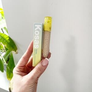 Kosas Revealer Concealer in 2.5C